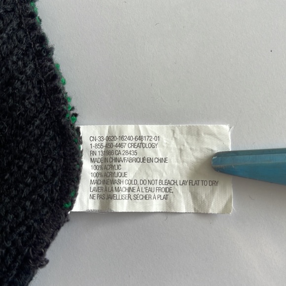 Dinosaur Beanie 🦖 Fun for anyone! - Picture 7 of 7